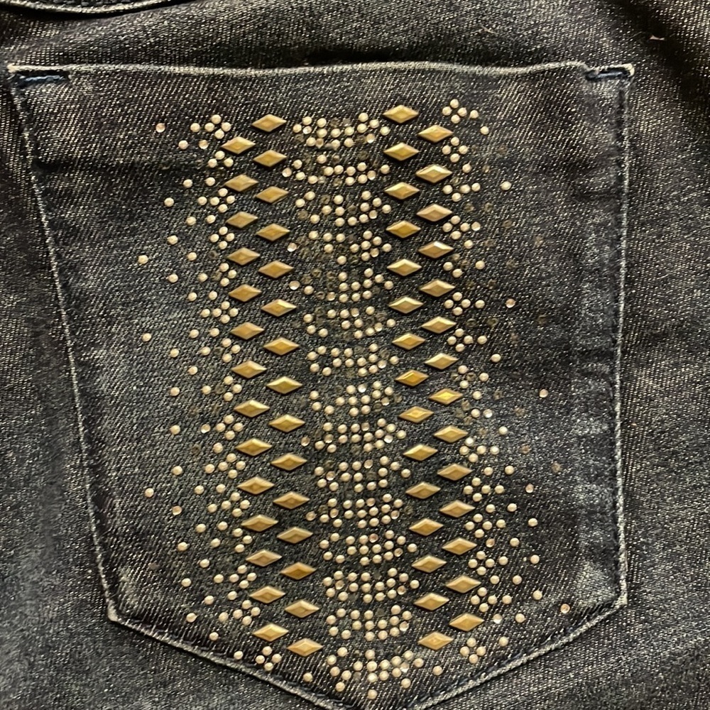 GUESS 1981 LA BRITTNEY SKINNY women’s embellished back pockets distressed jeans - Picture 8 of 13